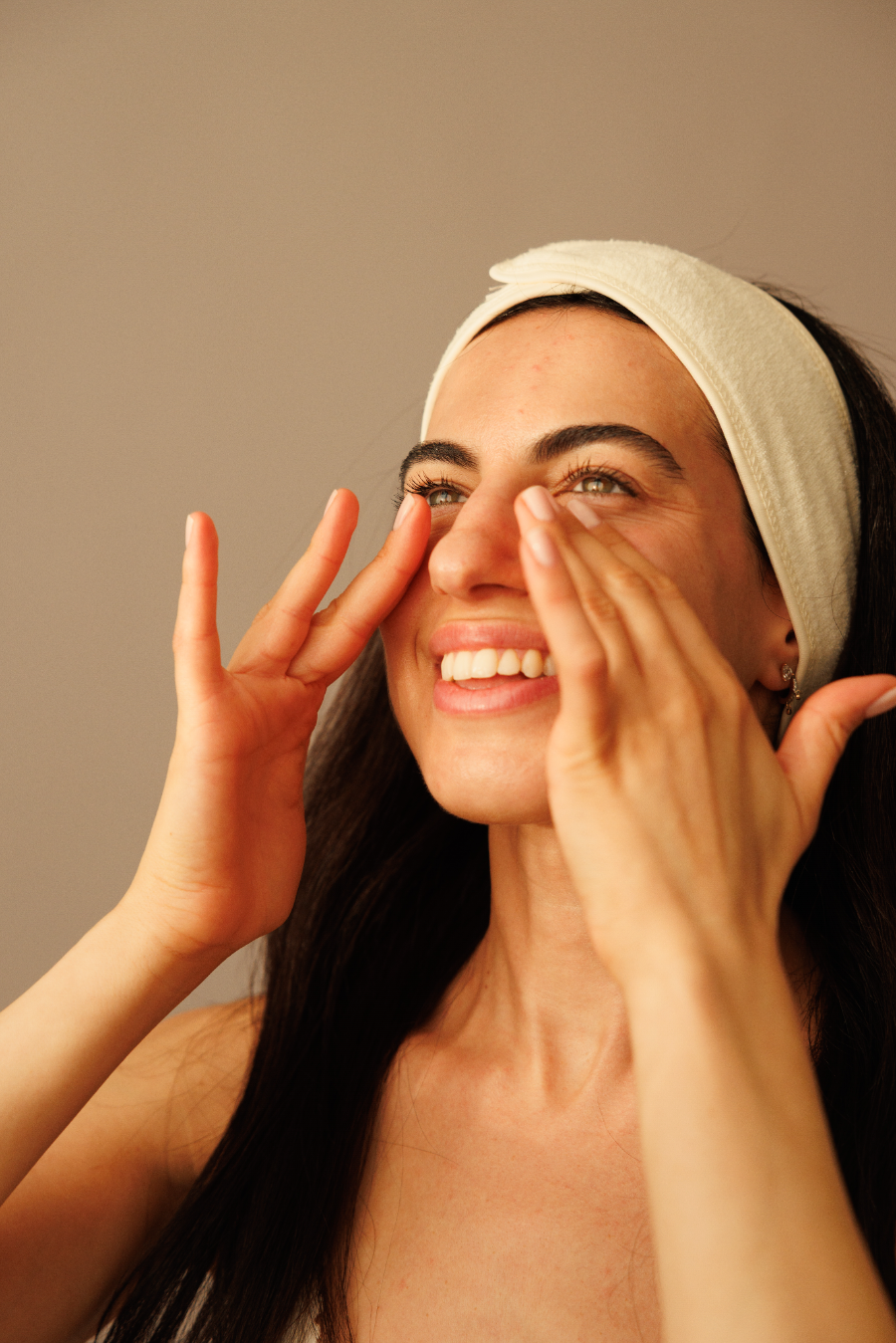 Mor practicing the guided skincare ritual